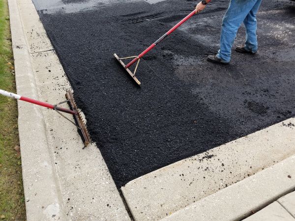 Cost of Asphalt Driveway Service in Oroville